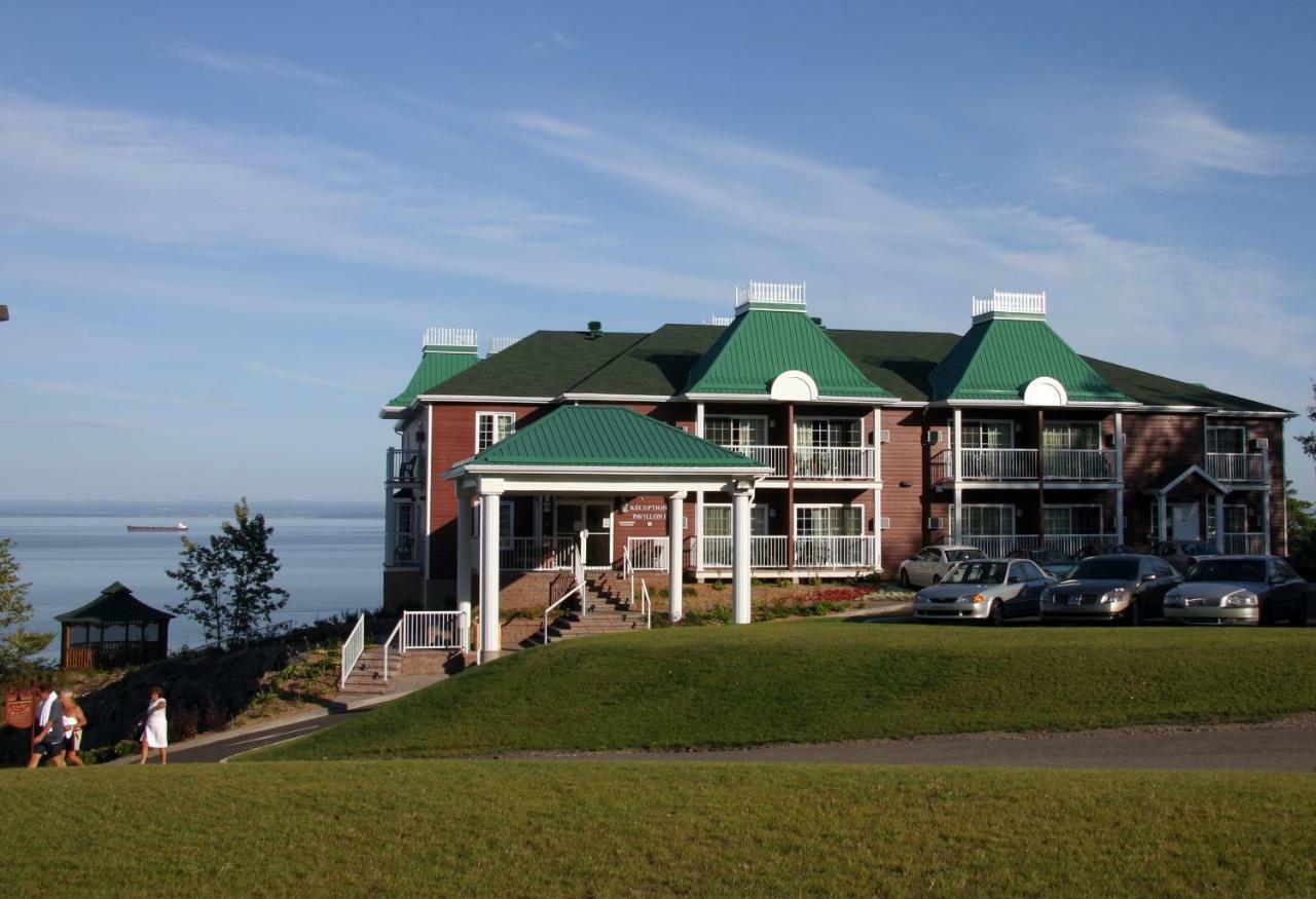 Отель Les Pavillons Du Petit Manoir Du Casino Ла-Мальбе Экстерьер фото