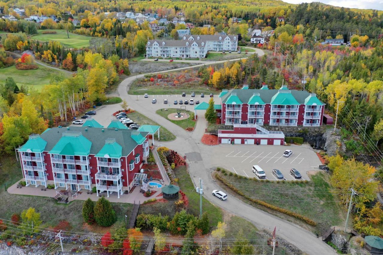 Отель Les Pavillons Du Petit Manoir Du Casino Ла-Мальбе Экстерьер фото